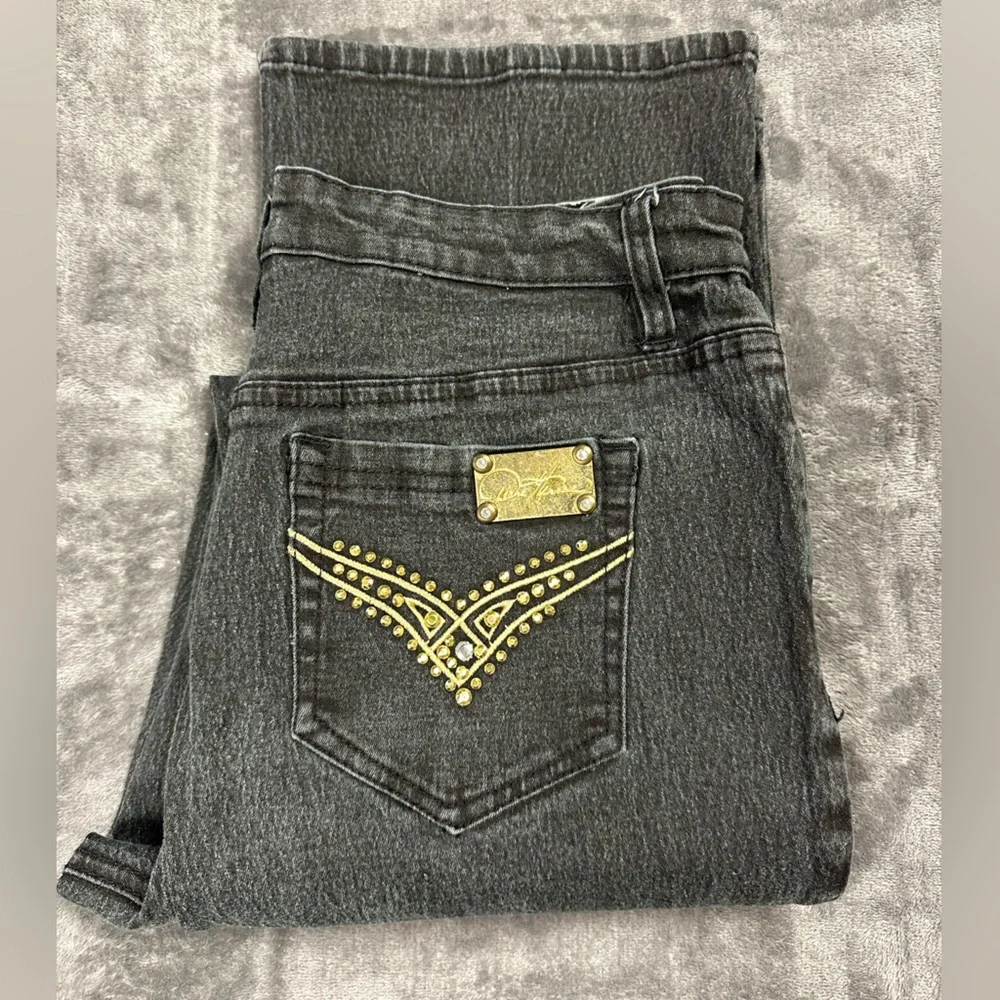 Jeans - Picture 1 of 6